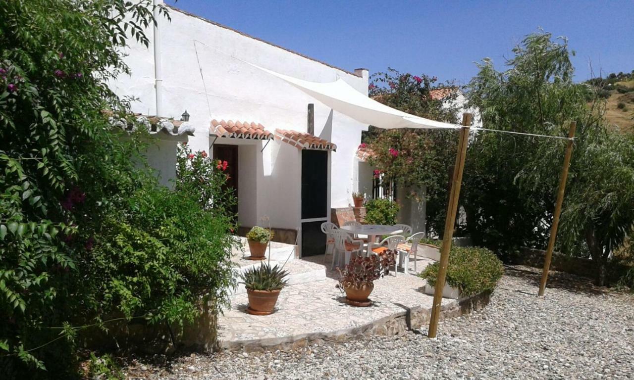 منزل الضيف ألورا  في Casa Fuente De La Zorra المظهر الخارجي الصورة