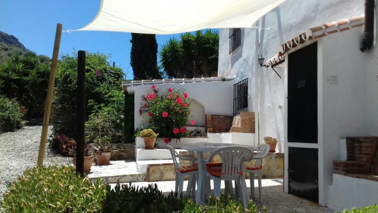 منزل الضيف ألورا  في Casa Fuente De La Zorra المظهر الخارجي الصورة